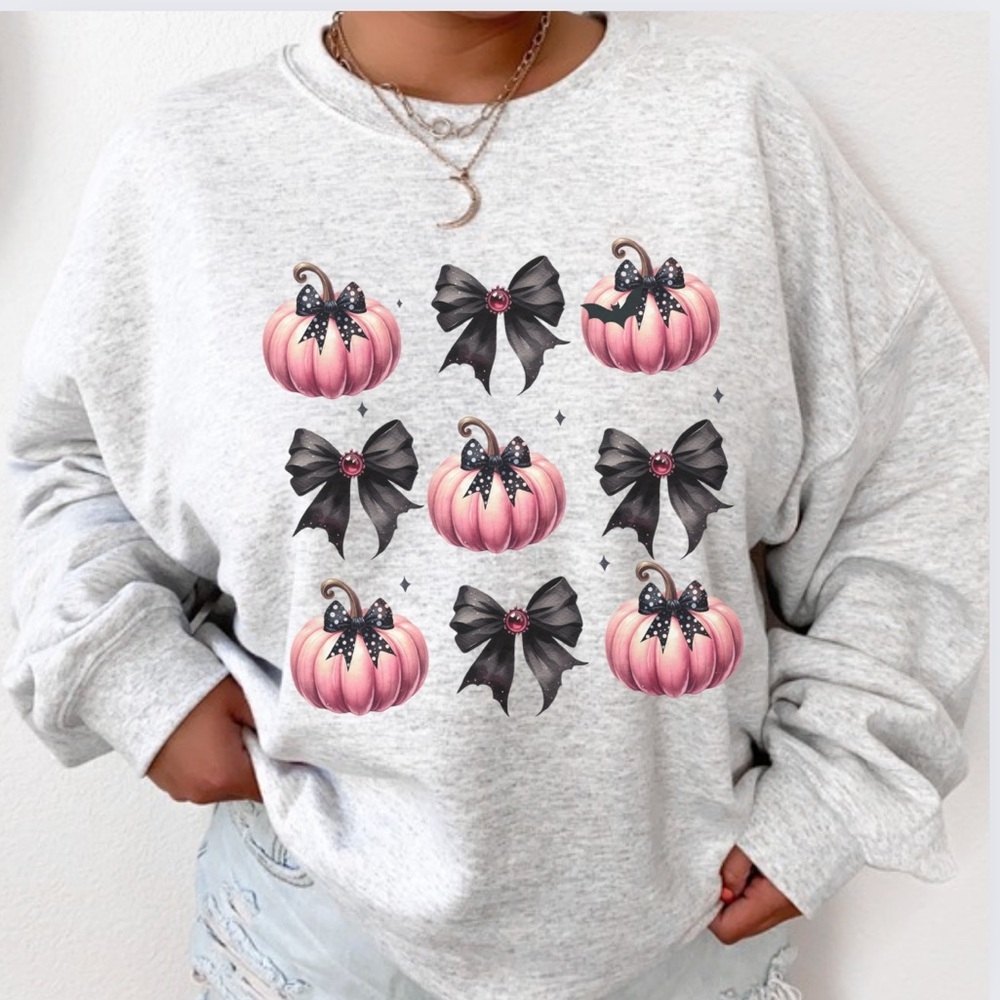 NEW Croquette Pumpkins Graphic Crew Neck Long Sleeve Sweatshirt